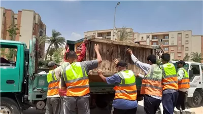 حدائق أكتوبر تشن حملة موسعة لرفع الإشغالات بمشروع القرنفل