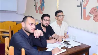 دوراتب بـ٨ لغات وترجمة معتمدة يقدمها مركز اللغات بجامعة سوهاج