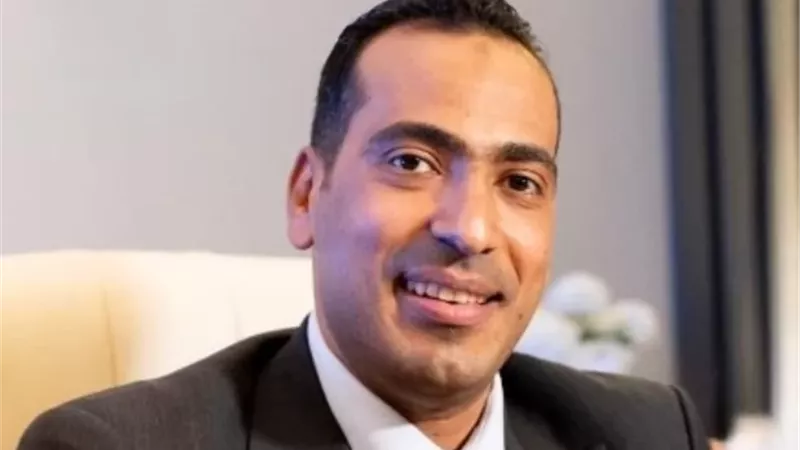 النائب محمود حسين