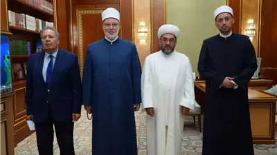 الضويني يلتقي مفتي أوزبكستان ويؤكدان عمق العلاقات الأزهرية