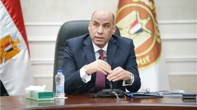 وزارة العمل توفر 1230 فرصة عمل جديدة في 24 شركة بـ9 محافظات خلال يوليو
