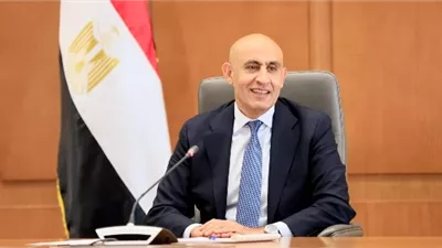 التعليم تحظر تحويل طلاب الصف الثالث الثانوي إلى المدارس الدولية