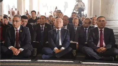 محافظ القليوبية يشارك في صلاة الجمعة بمسجد عمرو بن العاص بالقاهرة