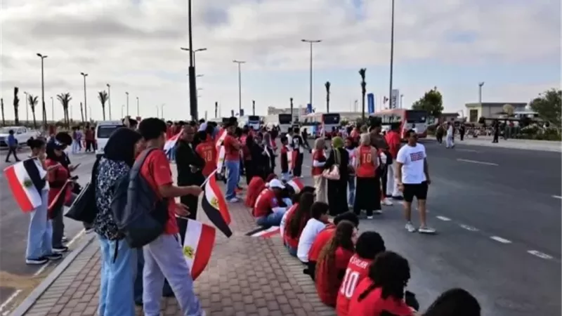 توافد الجماهير المصرية