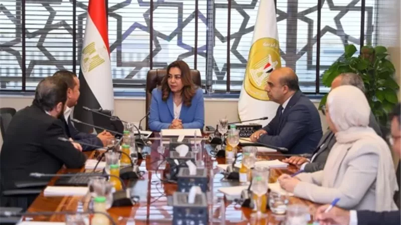 الدكتورة منال عوض