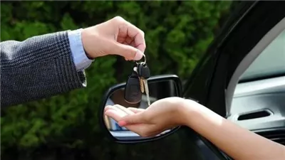 إجراءات نقل ملكية سيارة.. تعرف عليها