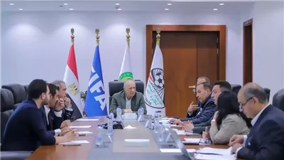 اتحاد الكرة يوجه الشكر إلى لجنة الحكام