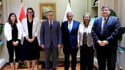 وزير التعليم يبحث التعاون الأكاديمي مع المجر