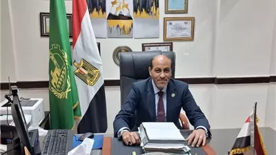 وكيل وزارة التموين بالقليوبية يدعو أصحاب البطاقات الموقوفة لتقديم التظلمات