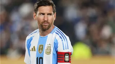 ميسي و ألفاريز في الهجوم .. تشكيل الأرجنتين المتوقع أمام إنجلترا