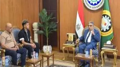 محافظ الدقهلية يستقبل إمام عاشور نجم منتخب مصر