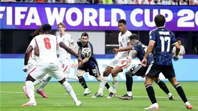 لا يتوقفون.. سكالوني يتغني بـ