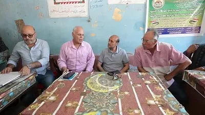 محافظ أسيوط يتفقد الجمعية الزراعية بقرية بني فيز ويتابع انتظام صر