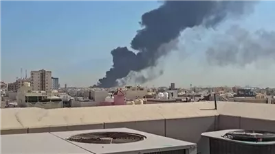 الكويت تعلن السيطرة على 3 حرائق اندلعت إثر سقوط شظايا