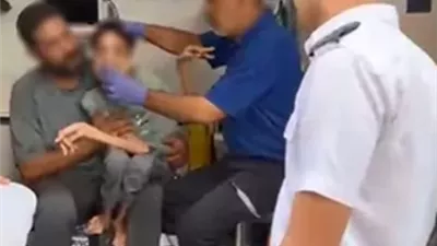 لفتة إنسانية بالإسماعيلية.. الأمن ينقذ حياة طفل من ذوي الهمم