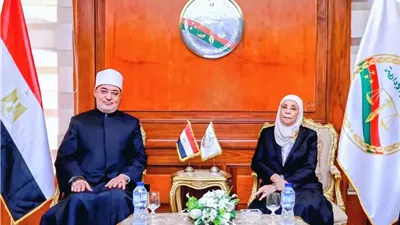 رئيسة النيابة الإدارية تستقبل مفتي الجمهورية للتهنئة بتوليها المنصب