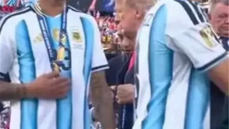 المدافع الأرجنتيني