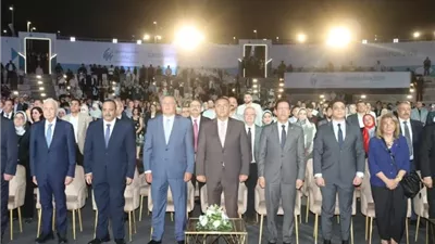 محافظ القليوبية ورئيس أمناء جامعة بنها الأهلية يشهدان تخريج أول دفعة من طلاب الجامعة