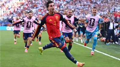 لماذا يتمسك سان جيرمان بخطف لاعب برشلونة وحرمان ريال مدريد من ضمه؟