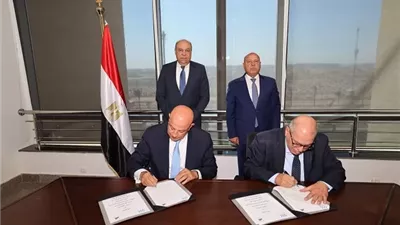 «النقل» و«الطيران» توقعان بروتوكولًا لرفع كفاءة وصيانة ممرات المطارات