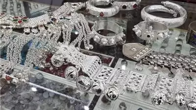أسعار الفضة خلال التعاملات الصباحية .. عيار 999 يسجل 101 جنيها