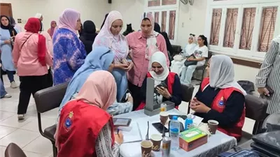 صحة الإسماعيلية تنظم قافلة طبية لجمعية عثمان الخيرية