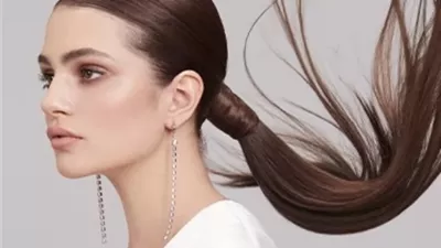 زيت الزيتون.. علاج طبيعي يدعم صحة الشعر ويمنحه الترطيب واللمعان