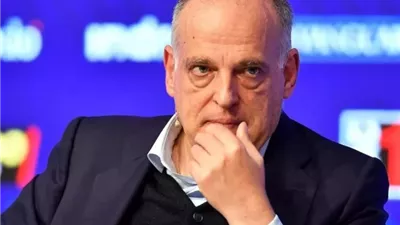 رئيس رابطة الدوري الإسباني يتهم فيفا بـ 
