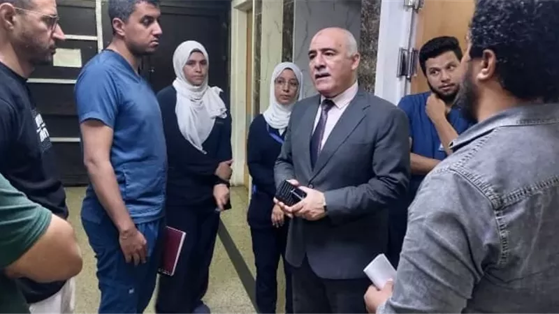 الاستاذ الدكتور أسامه