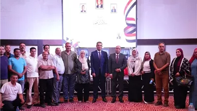 وزير العمل ومحافظ البحر الأحمر يفتتحان ملتقى السلامة والصحة المهن