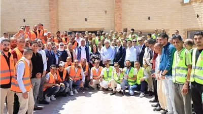 وزيرة التضامن ومحافظ مطروح يشهدان تخريج100متعافٍ من مركز العزيمة