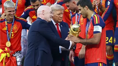 إنفانتينو يتهم منتقدي كأس العالم بنشر الكراهية