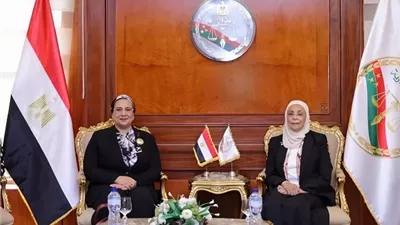 رئيسة النيابة الإدارية تستقبل رئيسة المجلس القومي للمرأة لتهنئتها
