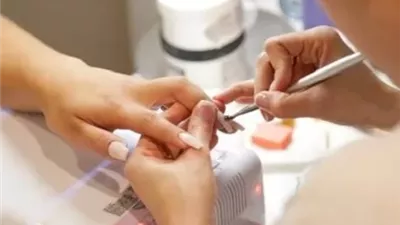 7 نصائح للحفاظ على صحة الأظافر عند استخدام الجل