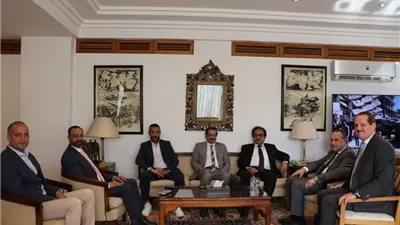 وزير الثقافة يبحث دعم صناعة النشر مع اتحاد الناشرين المصريين