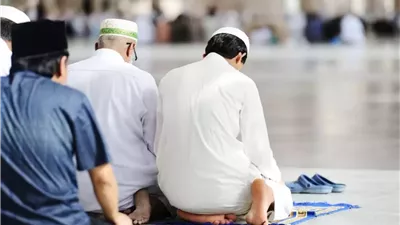 حكم الدعاء بعد التشهد الأخير في الصلاة