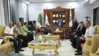 محافظ قنا: توسيع مظلة الدعم المقدمة للطلاب