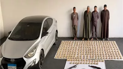 ضبط 4 عناصر جنائية وبحوزتهم مخدرات بـ 16 مليون جنيه وتماثيل أثرية