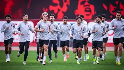 الأهلي يواصل استعداداته لمواجهة بترول أسيوط.. وديا