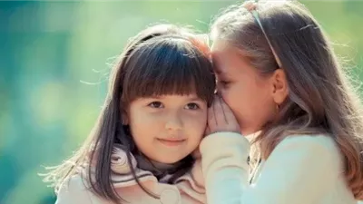 كيف أرشد الإسلام لأهمية اختيار الصديق؟ يوضحها الأزهر للفتوي