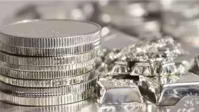 الفضة تواصل مكاسبها العالمية بقفزة 3%