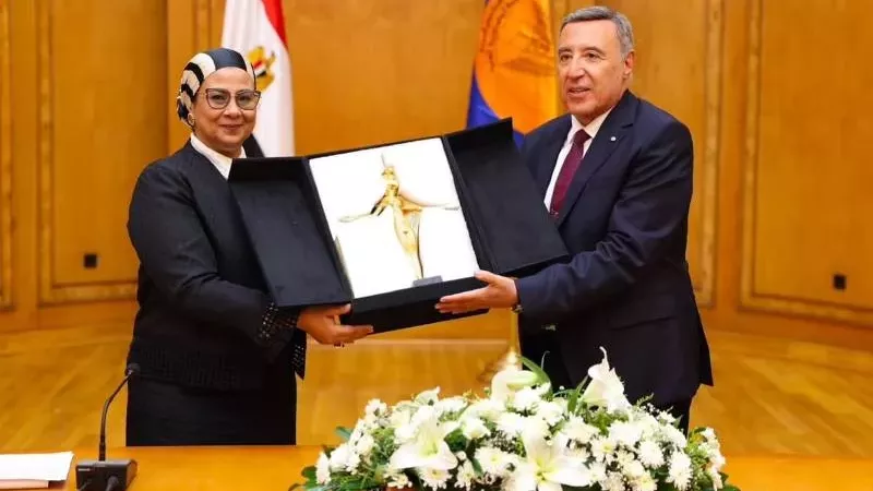 بوابة الجمهورية
