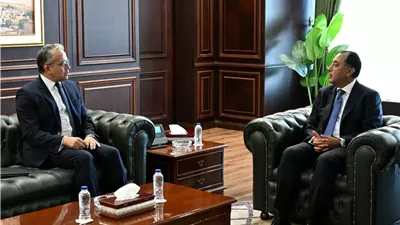 رئيس الوزراء يستقبل المدير العام لمنظمة اليونسكو