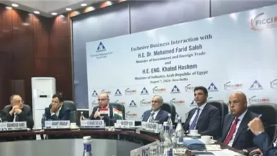 وزير الصناعة يلتقي أعضاء اتحاد غرف التجارة والصناعة الهندية FICCI