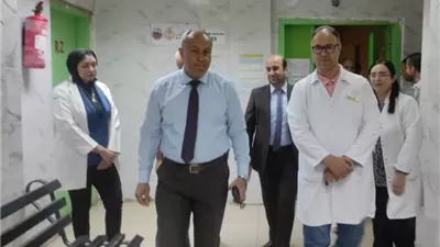 وكيل صحة القليوبية يتفقد الرعايات والطوارئ بمستشفى حميات بنها