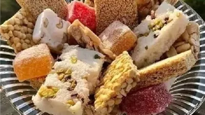 التصدق بحلوى المولد على الفقراء حكمه يُبينه أمين الفتوى