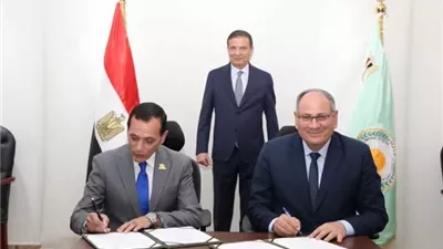 وزير الزراعة يشهد اتفاقًا للتوسع في إنتاج هجن الطماطم بمنطقة المغ