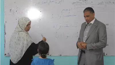 «عطية» يتابع جاهزية مدارس أبو النمرس والحوامدية للعام الدراسي الجديد