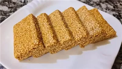 طريقة عمل السمسمية في المنزل بخطوات سهلة