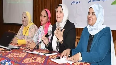 كلية الدراسات العليا بجامعة عين شمس تستضيف طلاب جامعة الطفل